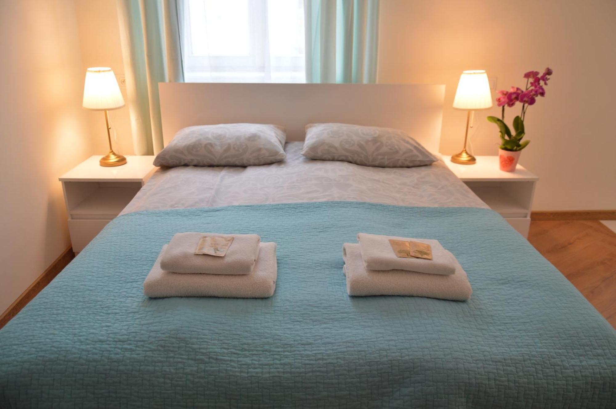 Royal Castle Apartments Krasków Εξωτερικό φωτογραφία